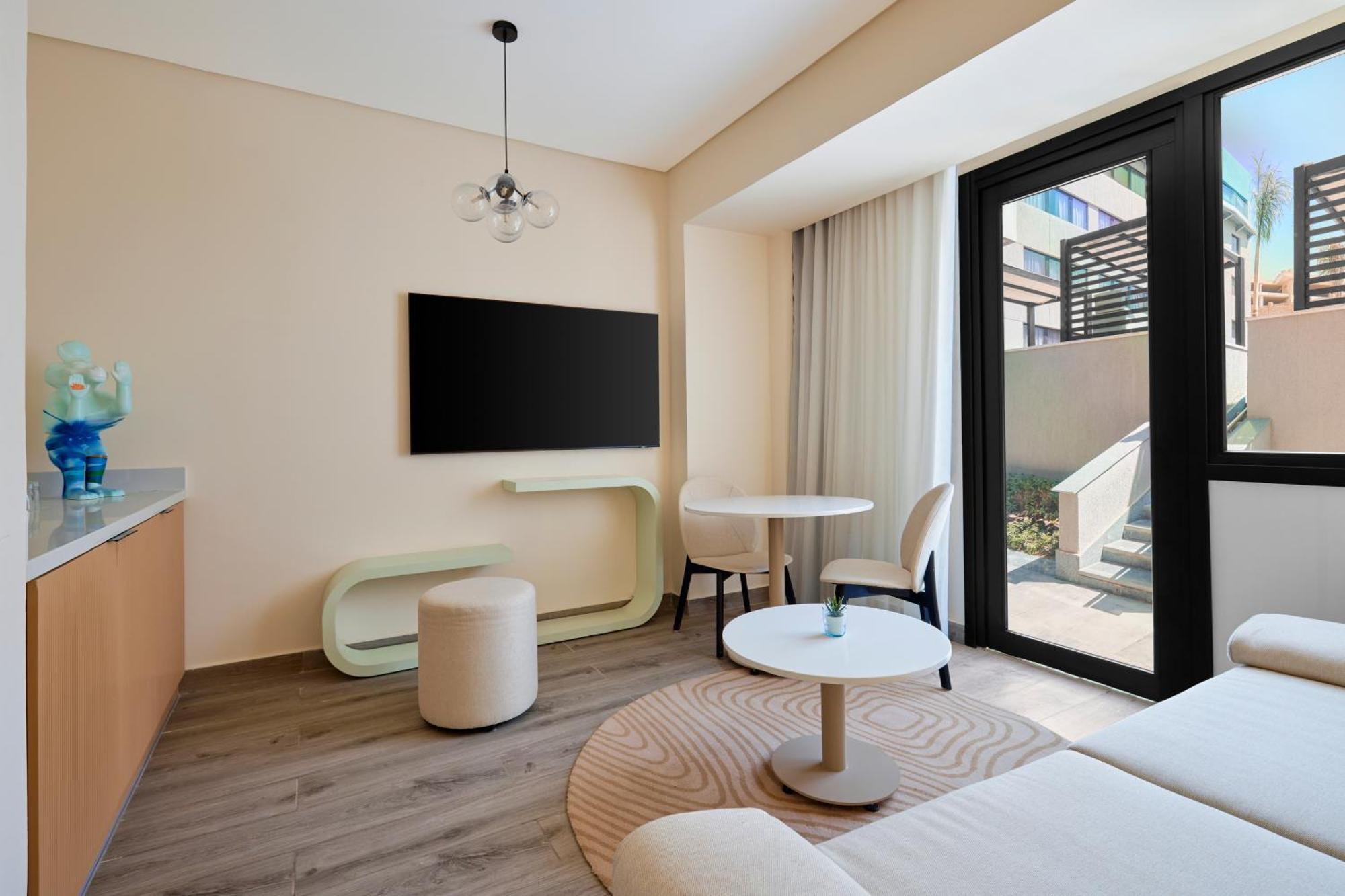 Отель Hyatt Centric Cairo West Abu Rawwash Экстерьер фото